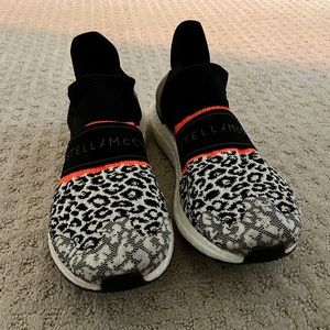 Stella McCartney  Adidas UltraBoost Knit